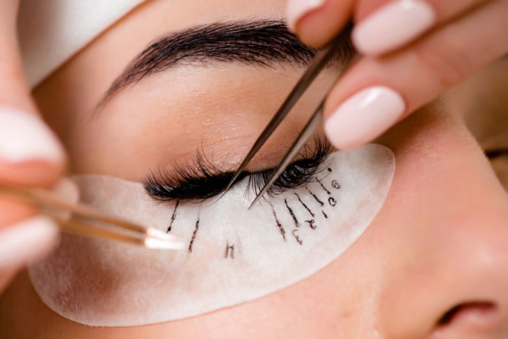 Lash fixing
