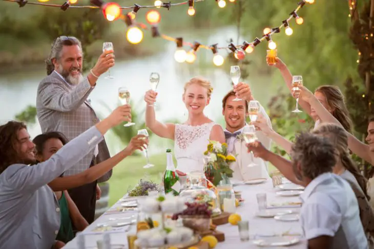 luxury wedding guest gifts
