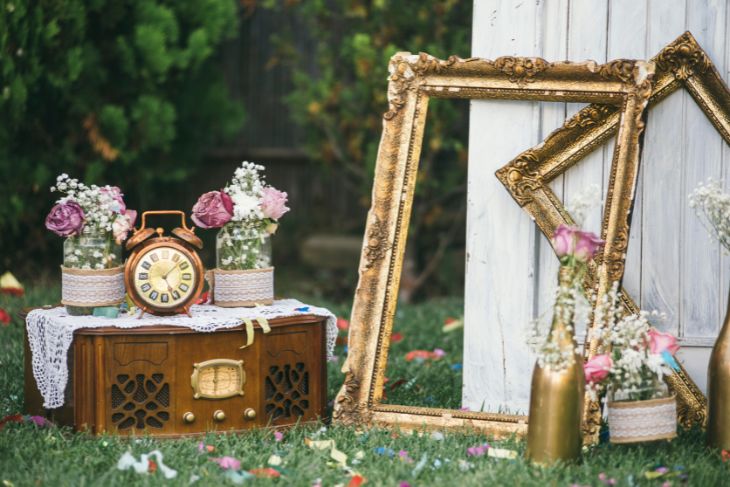 Vintage-Themed Wedding